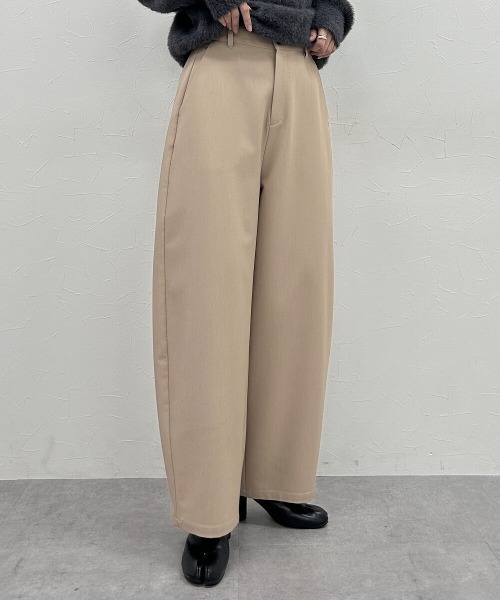 25SS今季新品　接触冷感 BEAUTY&YOUTH タック カーブパンツ BEAUTY＆YOUTH UNITED ARROWS パンツ タック カーブパンツ -接触