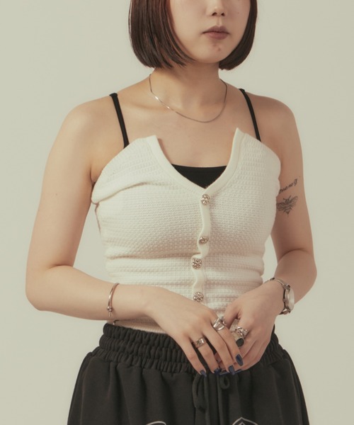 BLANK　（ブランク）の「▲Nuance Design Button Bare top/ニュアンスデザインボタンベアトップ（チューブトップ・レディース・ブラック/ホワイト・FREE）」の9枚目の写真