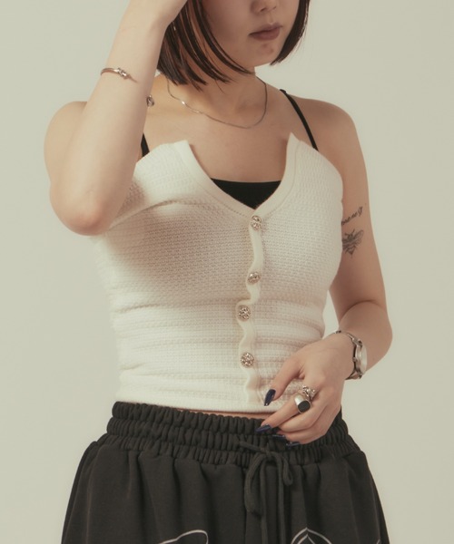 BLANK　（ブランク）の「▲Nuance Design Button Bare top/ニュアンスデザインボタンベアトップ（チューブトップ・レディース・ブラック/ホワイト・FREE）」の15枚目の写真