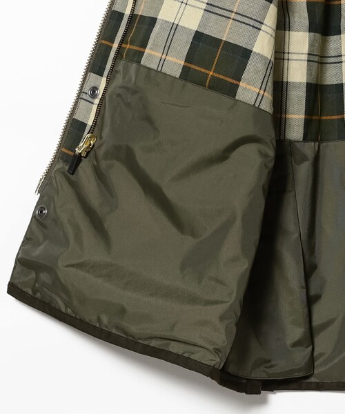 BEAMS F(ビームスエフ)の「【別注】Barbour / BEDALE CLASSIC FIT ピーチスキン ジャケット(ブルゾン・メンズ・ブラック/オリーブ・40/44/42/38/34/36)」の10枚目の写真