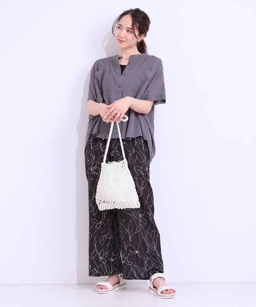 SHOO・LA・RUE（シューラルー）の「マクラメショルダーバッグ（ショルダーバッグ・レディース・ネイビー/アイボリー/キャメル・00）」の6枚目の写真