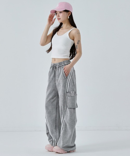 ANAP（アナップ）の「ウォッシュ加工 ライン スウェット カーゴパンツ（カーゴパンツ・レディース・ブラック/ブルー/ピンク/ライトグレー/ネイビー・FREE）」の20枚目の写真