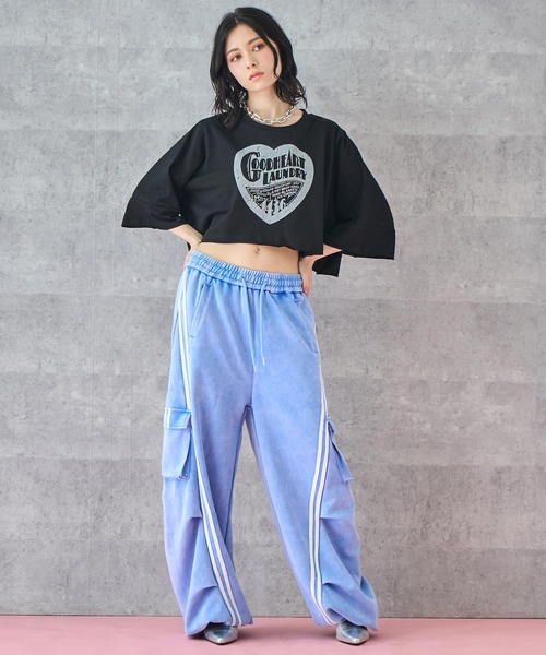 ANAP(アナップ)の「ウォッシュ加工 ライン スウェット カーゴパンツ(カーゴパンツ・レディース・ブラック/ブルー/ピンク/ライトグレー/ネイビー・FREE)」の13枚目の写真