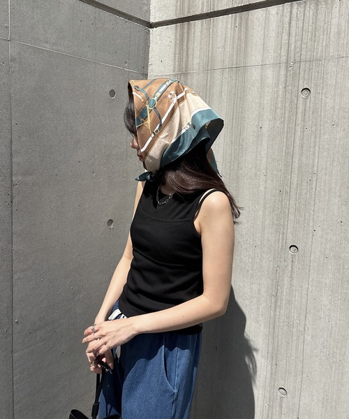 ISOOK(アイスー)の「【ISOOK / アイスー】ビスチェライクレイヤードタンクトップ / リブタンクトップ フェイクレイヤード 重ね着風 クルーネック ミドル丈 インナー 赤 白 黒 ZOZOTOWN限定(タンクトップ・レディース・ホワイト/レッド/ブラック・FREE)」の10枚目の写真