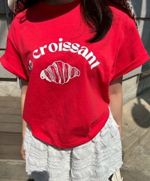 ipugo(イプゴ)の「ipugo/イプゴ クロワッサンロゴトップス 秋物 秋服 2026年秋冬(Tシャツ/カットソー・レディース・レッド/ホワイト/ネイビー・FREE)」の20枚目の写真