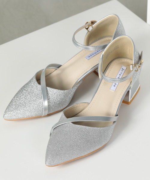 Kana（カナ）の「シャイニー グリッター チャンキーヒール フォーマル パンプス 結婚式 お呼ばれ オケージョン（パンプス・レディース・ベージュ/ブラック/シルバー・23.5/24/24.5/23/22.5）」の15枚目の写真