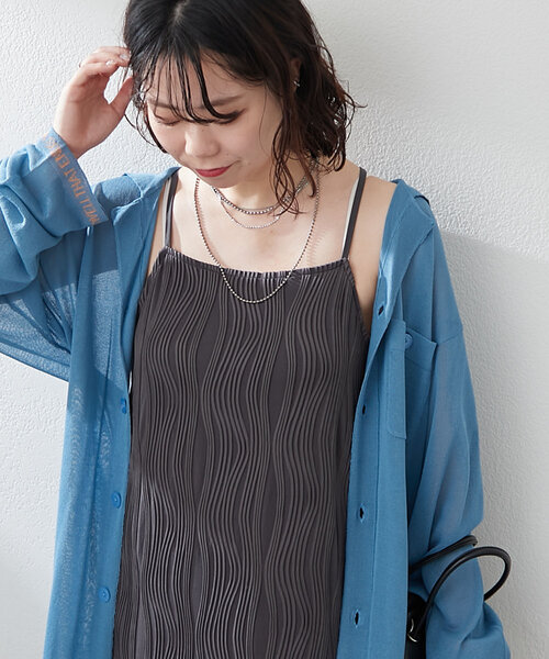 Remind me and forever(リマインドミーアンドフォーエバー)の「ウェーブジャガード柄キャミワンピース(ワンピース・レディース・ブラウン/ブラック/チャコールグレー・FREE)」の4枚目の写真