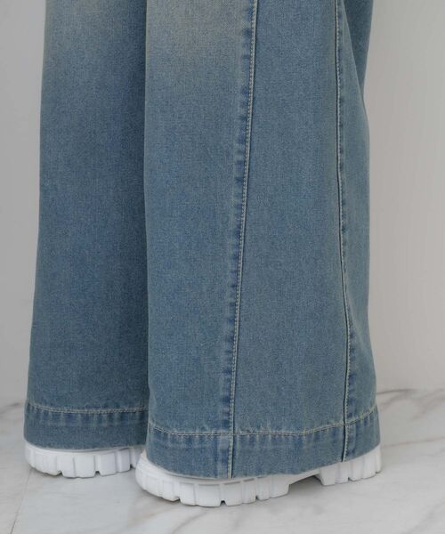 ems excite（エムズエキサイト）の「【新色追加】サイド切替ワイドPT（デニムパンツ・レディース・ブルー系その他5/ライトブルー/オフホワイト/ブラック・FREE）」の15枚目の写真