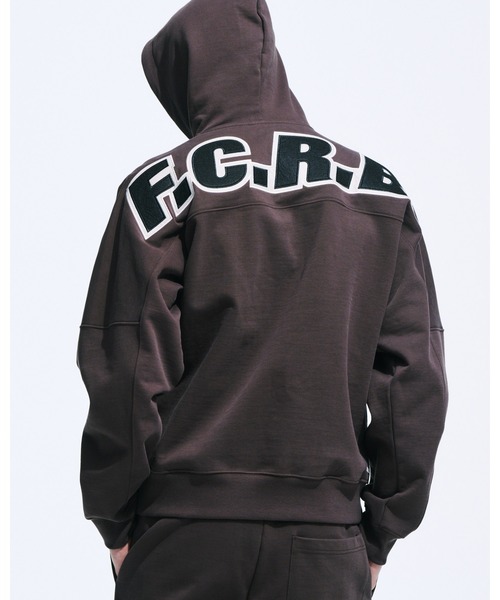 F.C.Real Bristol(エフシーレアルブリストル)の「BIG LOGO BAGGY SWEAT HOODIE(パーカー・メンズ・オフホワイト/ライトブルー/ブラック/ネイビー/ブラウン・X-LARGE/LARGE/MEDIUM/SMALL/XX-LARGE)」の22枚目の写真