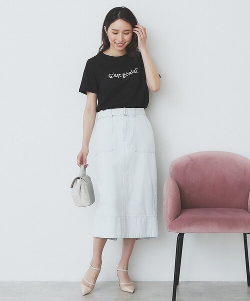 index(インデックス)の「パール調刺繍ロゴTシャツ【汗ジミ防止/吸水速乾/接触冷感/UVケア/洗濯機洗い可】(Tシャツ/カットソー・レディース・ブラック/ナチュラル/オフホワイト・36/38/40/42)」の4枚目の写真