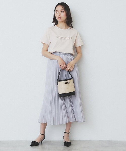 index(インデックス)の「パール調刺繍ロゴTシャツ【汗ジミ防止/吸水速乾/接触冷感/UVケア/洗濯機洗い可】(Tシャツ/カットソー・レディース・ブラック/ナチュラル/オフホワイト・36/38/40/42)」の20枚目の写真