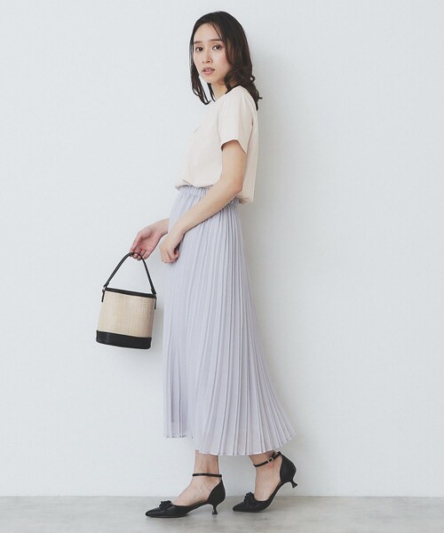 index(インデックス)の「パール調刺繍ロゴTシャツ【汗ジミ防止/吸水速乾/接触冷感/UVケア/洗濯機洗い可】(Tシャツ/カットソー・レディース・ブラック/ナチュラル/オフホワイト・36/38/40/42)」の19枚目の写真