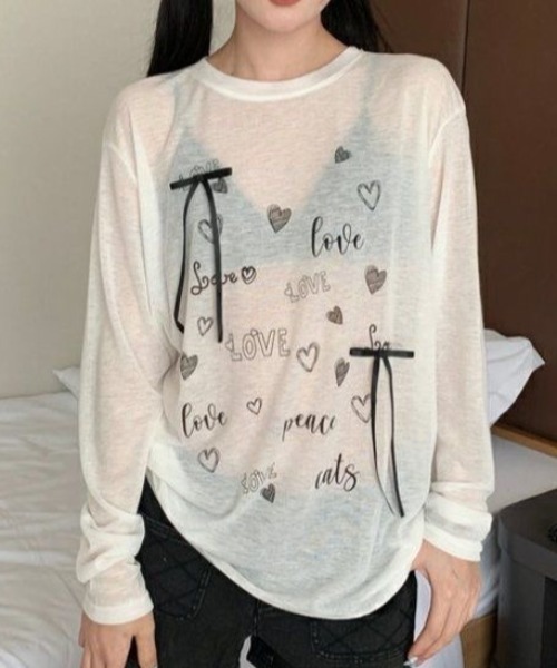 Achic（アシック）の「リボン付きハートロゴプリントロンT（Tシャツ/カットソー・レディース・ホワイト/ブラック・M）」の3枚目の写真