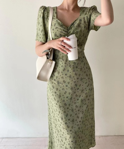 Doula Doula(ドゥーラドゥーラ)の「バックオープン小花柄ワンピース(ワンピース・レディース・ブラック/ホワイト/グリーン・FREE)」の19枚目の写真