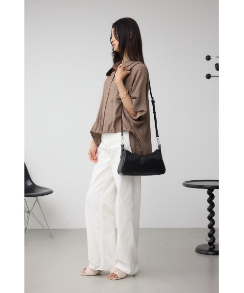 AZUL by moussy（アズールバイマウジー）の「ワンハンドルハンドバッグ（ハンドバッグ・レディース・ブラック/ブラウン系その他・FREE）」の4枚目の写真