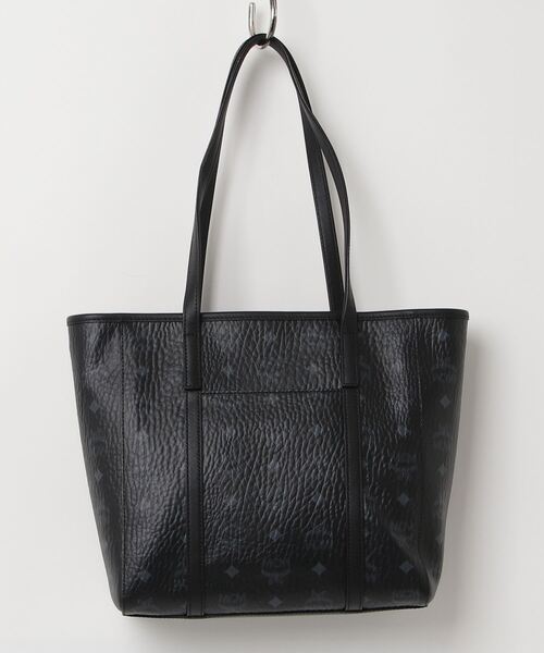 MCM(エムシーエム)の「Toni トップジップ ショッパーバッグ - ヴィセトス(ショルダーバッグ・メンズ・ブラック・SMALL)」の5枚目の写真
