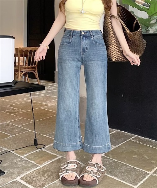 FREE STYLISTS(フリー スタイリスト)の「裾切り替え配色ステッチデニムパンツ(デニムパンツ・レディース・ライトブルー/インディゴブルー・L/XL/3XL/5XL/M/4XL/S/2XL)」の7枚目の写真