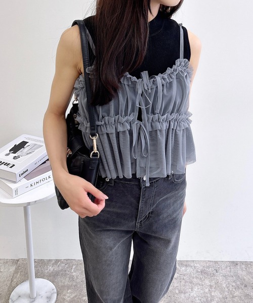 INGNI（イング）の「チュールフリルキャミビスチェ（ベスト・レディース・ブラック/オフホワイト/グレー・M）」の17枚目の写真