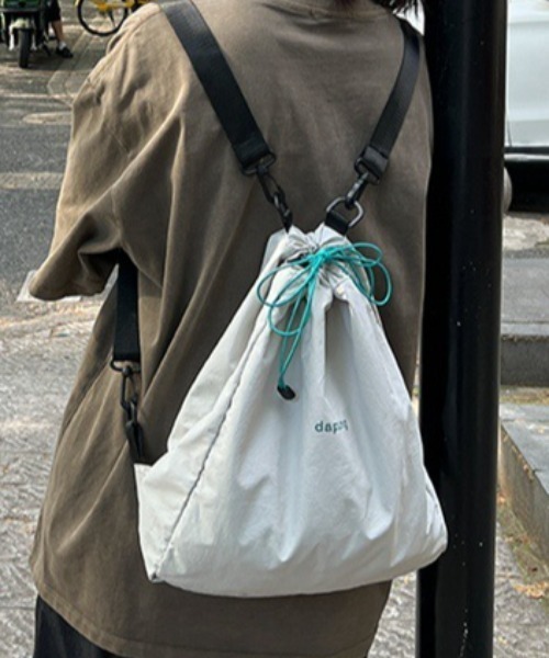 Per sist ence(パーシエンス)の「2WAYナップザック(バックパック/リュック・レディース・グレー/ピンク・ONE SIZE)」の8枚目の写真