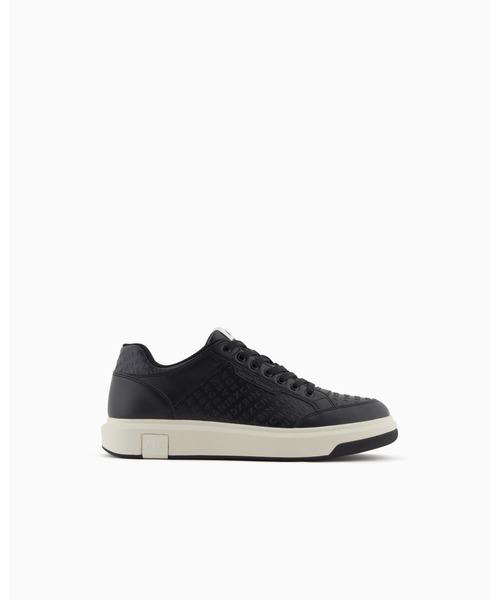 ARMANI EXCHANGE(アルマーニエクスチェンジ)の「【A|X アルマーニ エクスチェンジ】オールオーバーエンボスロゴ レースアップスニーカー(スニーカー・メンズ・オフホワイト/ブラック・6/5.5/7/9/8/6.5/7.5/8.5/9.5)」の11枚目の写真