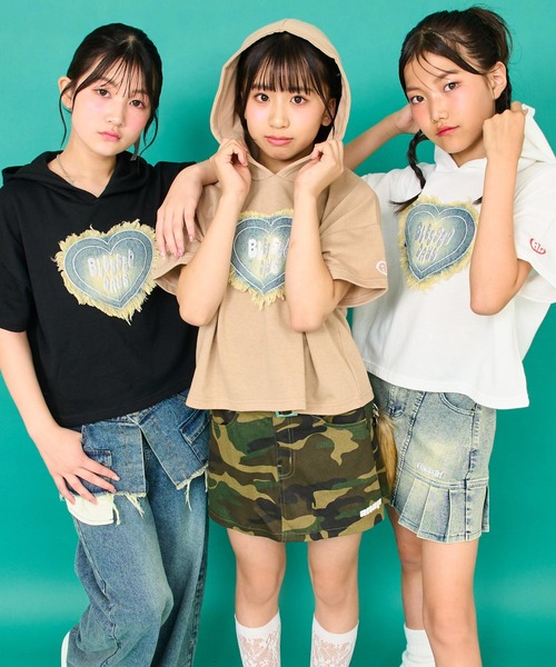 ANAP GｉRL（アナップガール）の「デニム ハート ワッペン ミニ裏毛 クロップド フーディー（パーカー・キッズ・ホワイト/ベージュ/ブラック・XS/S/M）」の9枚目の写真