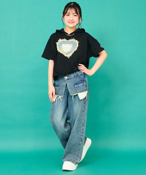 ANAP GｉRL（アナップガール）の「デニム ハート ワッペン ミニ裏毛 クロップド フーディー（パーカー・キッズ・ホワイト/ベージュ/ブラック・XS/S/M）」の17枚目の写真