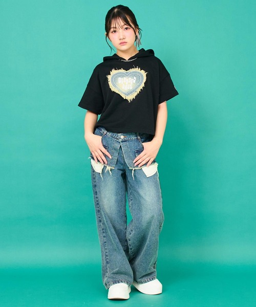 ANAP GｉRL（アナップガール）の「デニム ハート ワッペン ミニ裏毛 クロップド フーディー（パーカー・キッズ・ホワイト/ベージュ/ブラック・XS/S/M）」の18枚目の写真