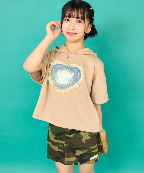 ANAP GｉRL（アナップガール）の「デニム ハート ワッペン ミニ裏毛 クロップド フーディー（パーカー・キッズ・ホワイト/ベージュ/ブラック・XS/S/M）」の19枚目の写真