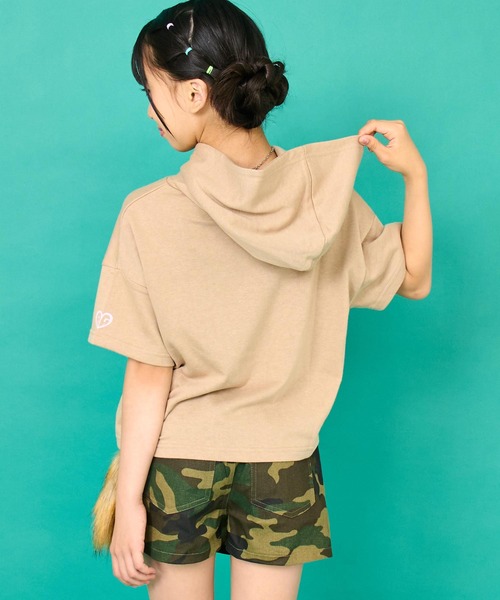 ANAP GｉRL（アナップガール）の「デニム ハート ワッペン ミニ裏毛 クロップド フーディー（パーカー・キッズ・ホワイト/ベージュ/ブラック・XS/S/M）」の21枚目の写真