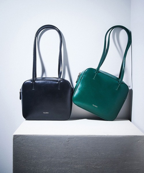 YAHKI（ヤーキ）の「(YAHKI)LONG HANDLE BOSTON（ボストンバッグ・レディース・ブラック/グリーン・ONE SIZE）」の3枚目の写真