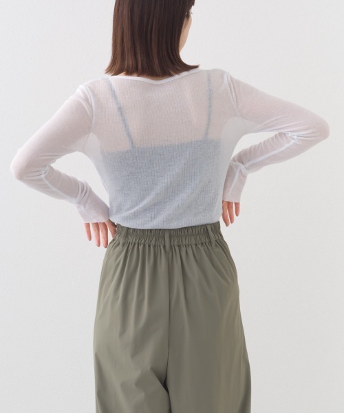 OMNES（オムネス）の「リブシアークルーネック長袖トップスカットソー（Tシャツ/カットソー・レディース・ホワイト/ピンク/レッド/ブラック/グレー・FREE）」の8枚目の写真