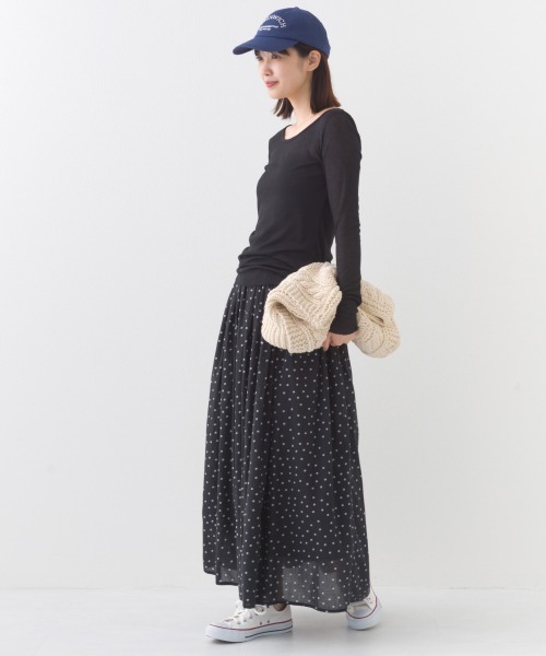 OMNES（オムネス）の「リブシアークルーネック長袖トップスカットソー（Tシャツ/カットソー・レディース・ホワイト/ピンク/レッド/ブラック/グレー・FREE）」の14枚目の写真