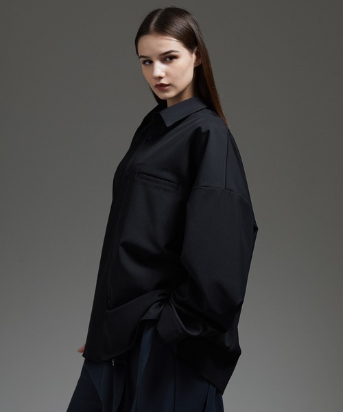 cussil（クシル）の「【cussil/クシル】ヘビードレープルーズシルエットレギュラー長袖シャツ（シャツ/ブラウス・メンズ・ブラック/チャコールグレー/ホワイト/ライトグレー/ブルー・XS/S/M/L）」の17枚目の写真