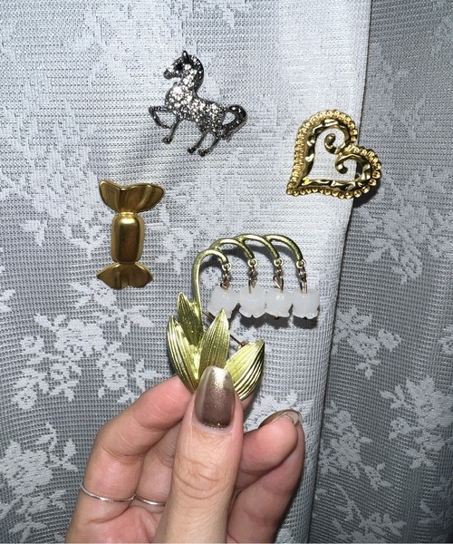 【vintage】ブローチセット 多様なデザイン　130点以上 14点まとめ売り⭐︎ ヴィンテージブローチセット 多様なデザイン