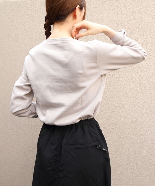 ORCIVAL（オーシバル）の「ORCIVAL/オーシバル　コットンロード ボートネックロングスリーブプルオーバー　BOAT NECK LONG SLEEVE PULLOVER B211（Tシャツ/カットソー・レディース・ブラック/ブルー/ネイビー/ベージュ/ブラウン・2）」の21枚目の写真