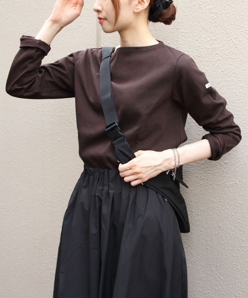 ORCIVAL（オーシバル）の「ORCIVAL/オーシバル　コットンロード ボートネックロングスリーブプルオーバー　BOAT NECK LONG SLEEVE PULLOVER B211（Tシャツ/カットソー・レディース・ブラック/ブルー/ネイビー/ベージュ/ブラウン・2）」の13枚目の写真