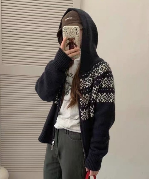 LADY LIKE（レディライク）の「ノルディック柄ダブルジップニットパーカー（ニット/セーター・レディース・レッド/オフホワイト/グレー/ネイビー・M）」の16枚目の写真
