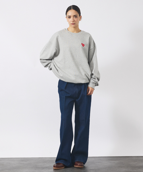 POLeR(ポーラー)の「【POLER / ポーラー】HEART LOGO EMBROIDERY CREW/ハートロゴ刺繍 クルーネックスウェット/ユニセックス(スウェット・メンズ・ブラック/グレー/グリーン・M/L)」の4枚目の写真