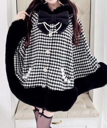 akiki 可愛いケープコート　ほぼ未使用　ブラック akiki 可愛いケープコート ほぼ未使用 ブラック akiki 可愛い