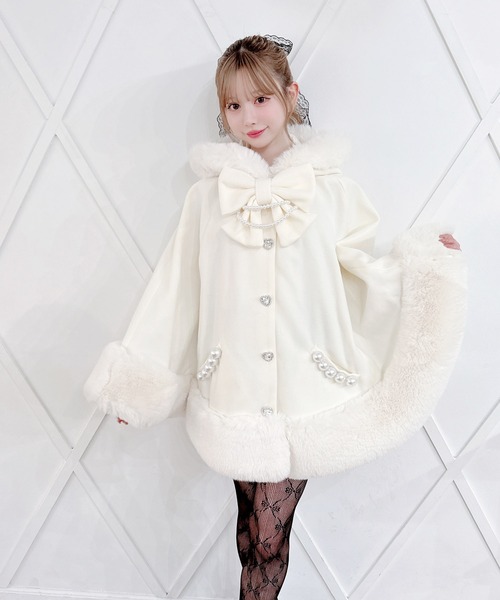 リボン付きボリュームファーフードケープコート（ポンチョ）｜MA*RS