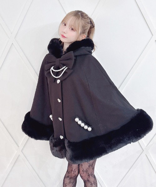 リボン付きボリュームファーフードケープコート（ポンチョ）｜MA*RS