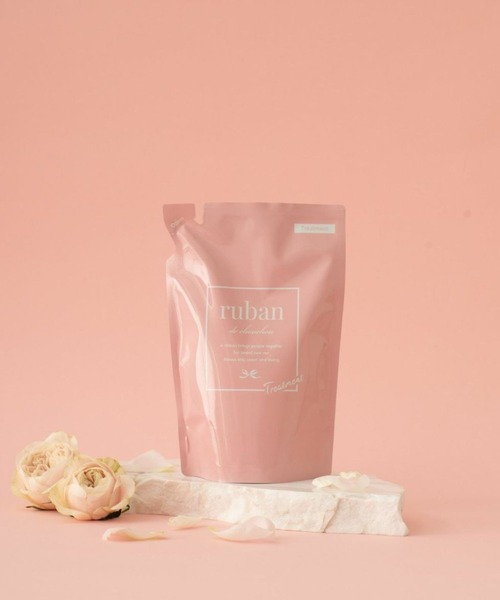 ruban de chouchou(リュバンデシュシュ)の「スムーストリートメント詰め替え(コンディショナー・レディース・その他・FREE)」の1枚目の写真