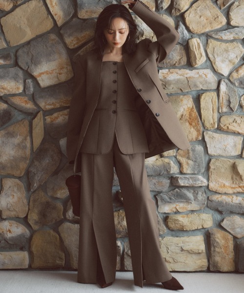 【新品タグ付未開封】2025✨️アニュアンス センター スリットストレート パンツ アニュアンス anuans センタースリットストレートパンツ （GREY