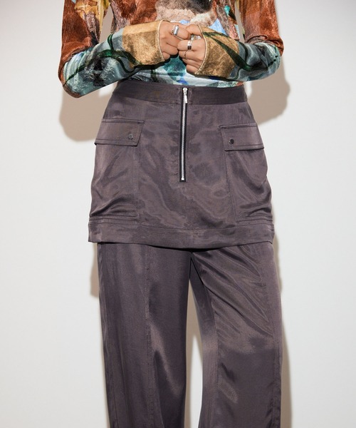 THINGS THAT MATTER（シングス ザット マター）の「FIBRIL SATIN PANTS WITH SKIRT / フィブリルサテンパンツウィズスカート（その他パンツ・レディース・パープル/グレー/チャコールグレー・1/2）」の4枚目の写真