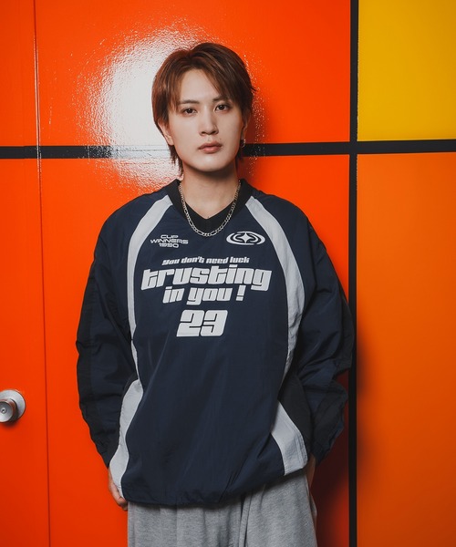 improves（インプローブス）の「ナイロン Vネック プルオーバー（Tシャツ/カットソー・メンズ・ブラック/ホワイト/ネイビー・LARGE/MEDIUM）」の12枚目の写真