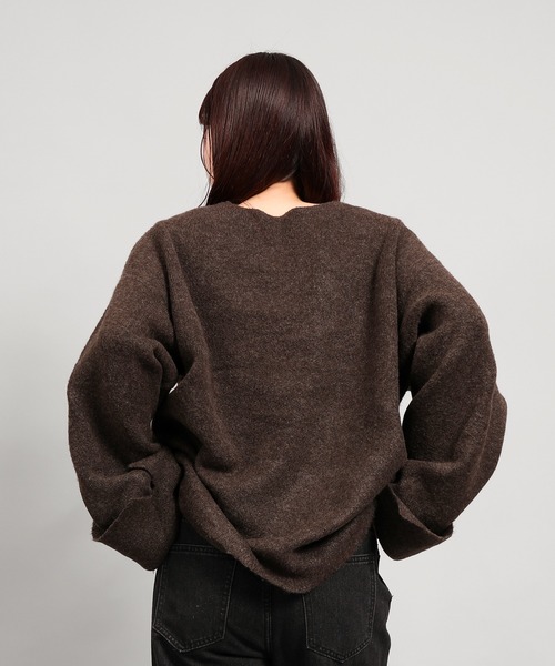 aimoha（アイモハ）の「ローゲージヤクタッチワイドスリーブニット (AW)（ニット/セーター・レディース・ブラック/チャコールグレー/ブラウン/ベージュ・FREE）」の9枚目の写真