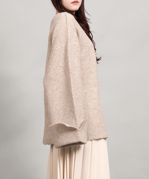 aimoha（アイモハ）の「ローゲージヤクタッチワイドスリーブニット (AW)（ニット/セーター・レディース・ブラック/チャコールグレー/ブラウン/ベージュ・FREE）」の18枚目の写真