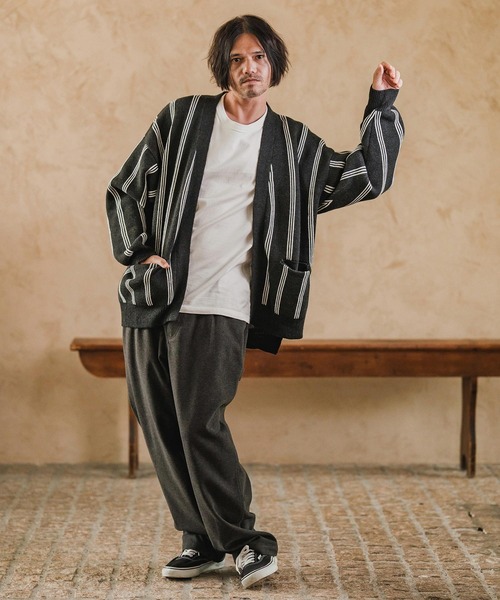 CAMBIO(カンビオ)の「mcg3719-Stripe Jacquard Buttonless Knit Cardigan ニットカーディガン(A56625cmb)(カーディガン/ボレロ・メンズ・ミックスグレー/キナリ/ネイビー/ブラック系その他・S/M/L)」の16枚目の写真