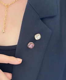 tone（トーン）の「【ECRu.】カラーストーン ピンバッジ（バッジ）」