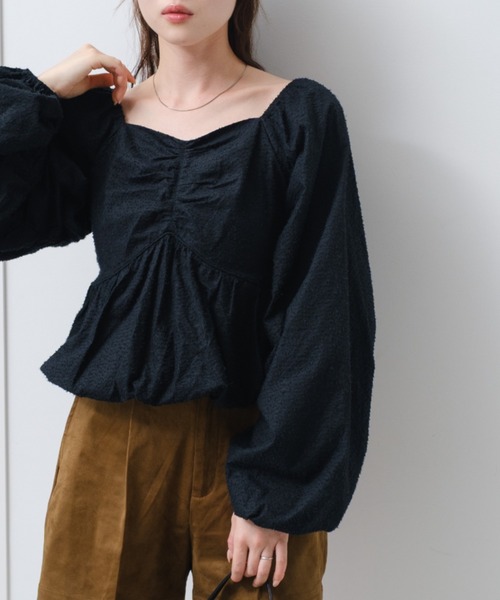 Kastane（カスタネ）の「ダメージループバルーンブラウス（シャツ/ブラウス・レディース・アイボリー/ブラック/ブラック系その他・FREE）」の2枚目の写真